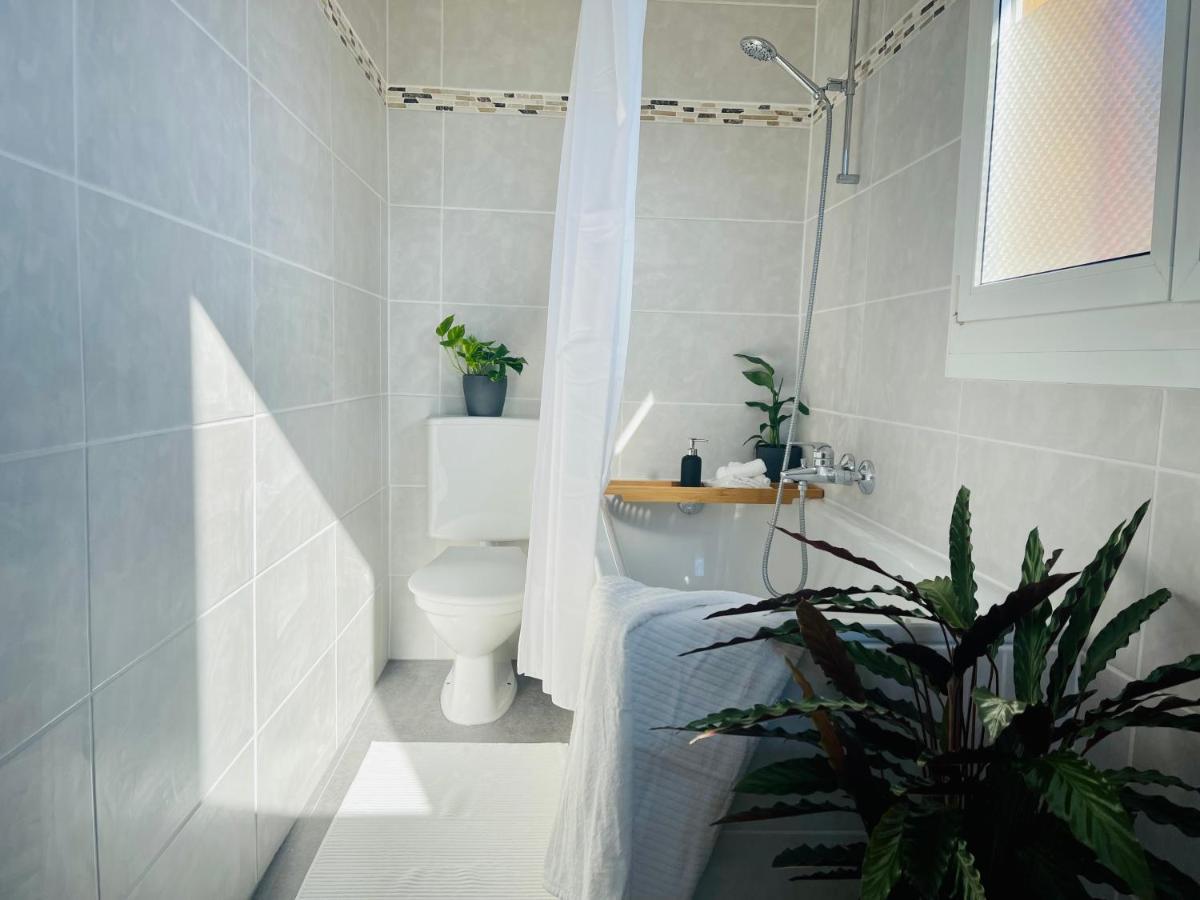 -The Urbanist- Lakeview Free Parking 2Bd Fast Wifi Oberhofen Εξωτερικό φωτογραφία